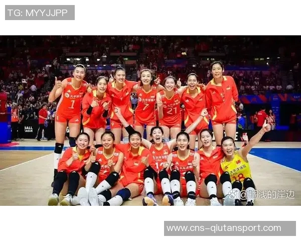 2003女排世界杯经典对决中国队逆袭巴西队展现女排精神与团队力量